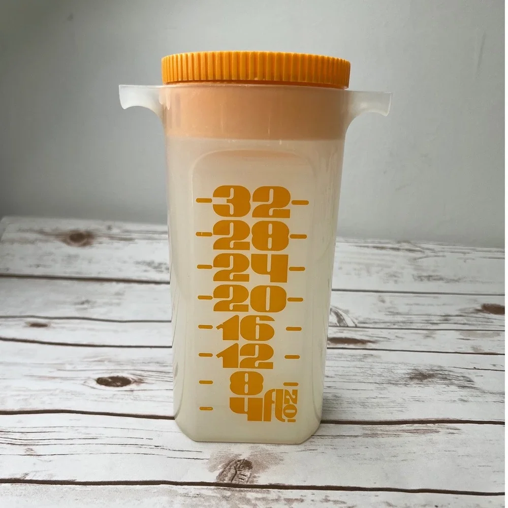 Graloc Juice Pitcher Clear Orange Vintage 32 oz Made In Holland 32oz